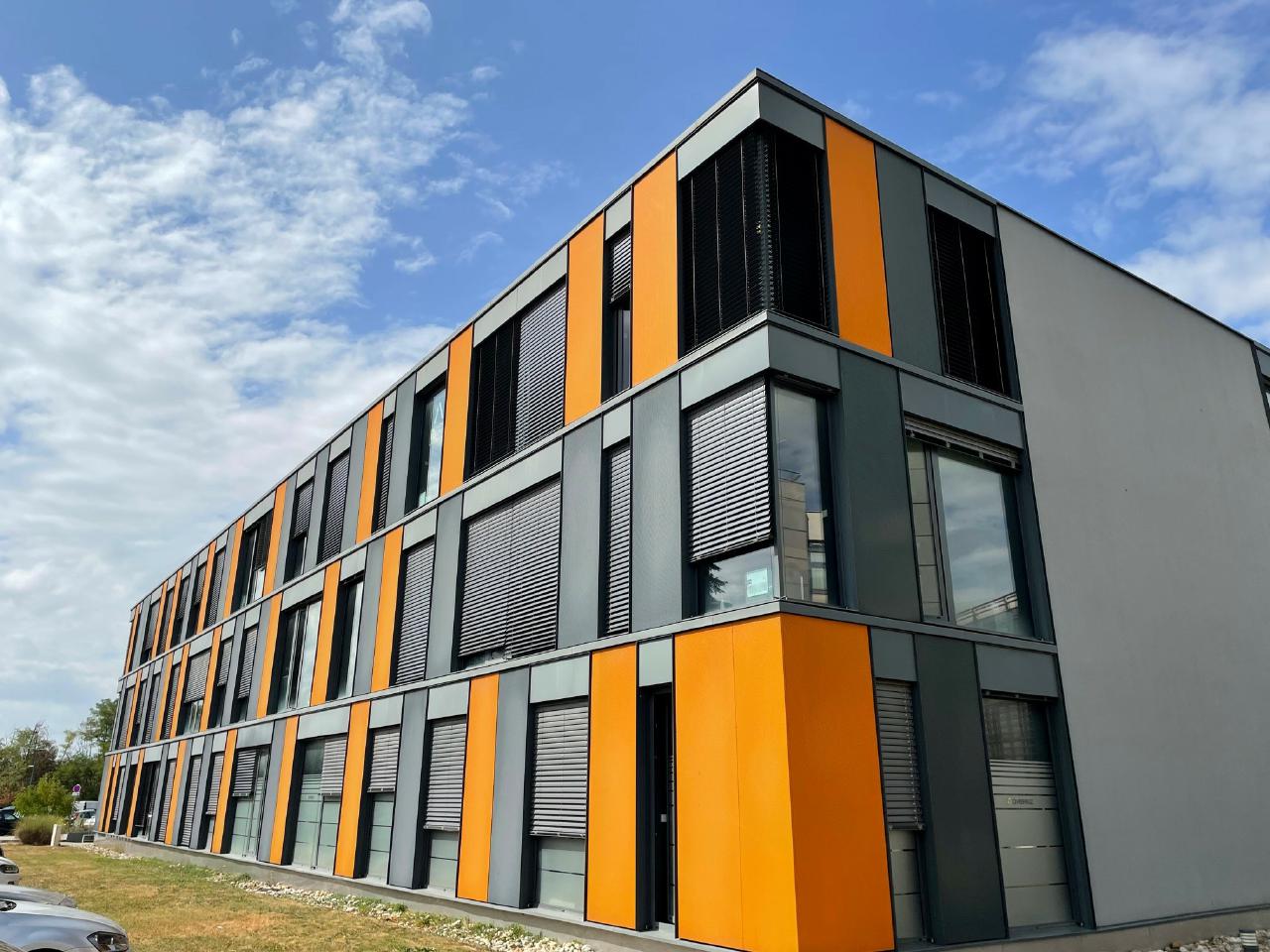 Bureau Epagny Metz-Tessy 1025m² Location bureau Epagny Metz-Tessy Haute-Savoie OLBUR2315148 0